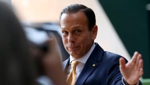 João Doria se irrita com programa do SBT e abandona
