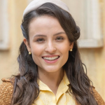 Larissa Manoela faz confissão sobre papel em nova novela da