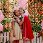 Lavínia toma atitude com melhor amiga