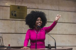Líder do PSOL na Câmara processa vereador e declara hipossuficiência