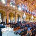 Lula cobra “coragem” para regular redes sociais