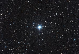 Mais uma estrela explode no céu e pode ser vista