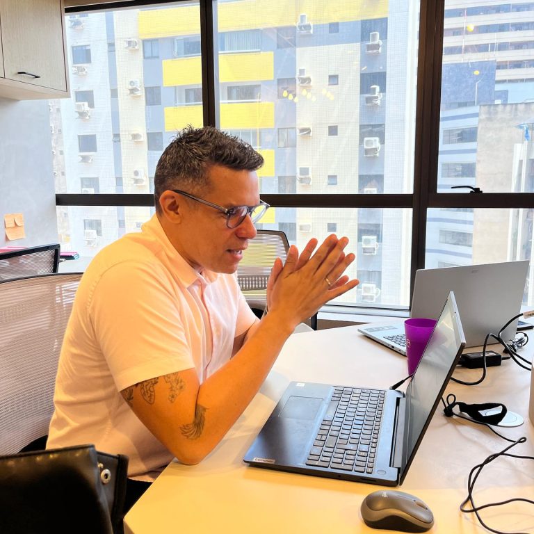 Máquina de vendas: imersão com grandes nomes das vendas e