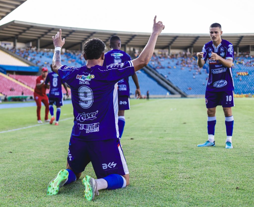 Maranhão derrota o Sampaio Corrêa e pode terminar a décima