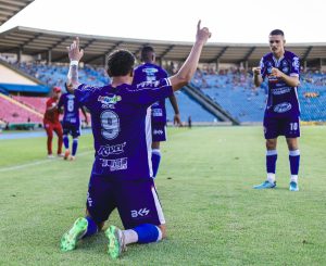 Maranhão derrota o Sampaio Corrêa e pode terminar a décima