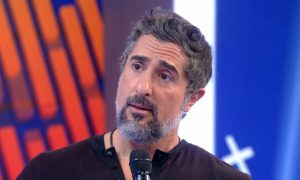 Marcos Mion toma partido em polêmica condenação de Léo Lins;
