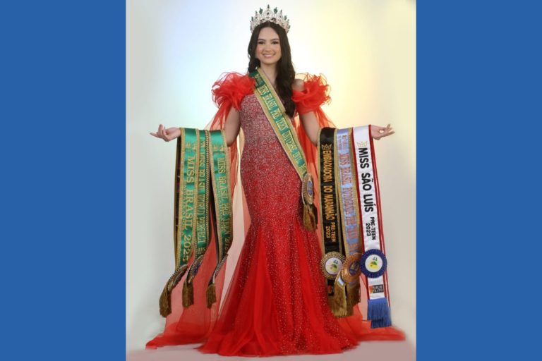 Marina Rocha fala sobre ser Miss aos 16 anos e