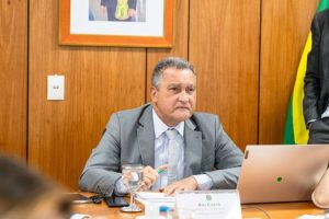 Ministro Rui Costa argumenta tributação de 10% para super-ricos: “Justiça