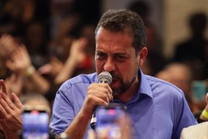 PSOL se antecipa ao governo e aciona STF contra derrubada