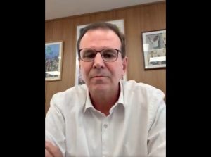 Paes critica decisão da Alerj de transferir Sambódromo para o