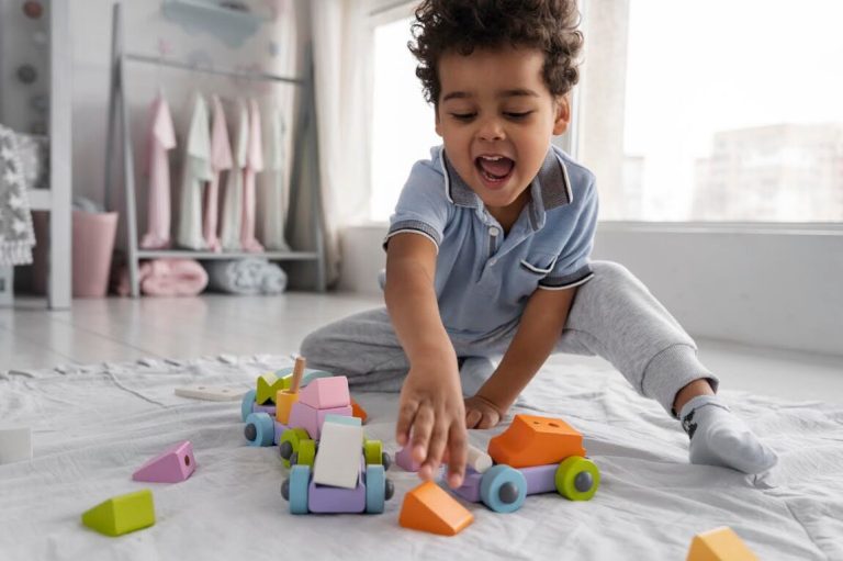 Psicólogo alerta que infância sem brincadeira impacta na saúde mental