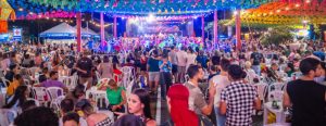 Público curte primeira noite no Arraial da Assembleia