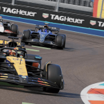 Quais são os requisitos mínimos e recomendados para jogar F1
