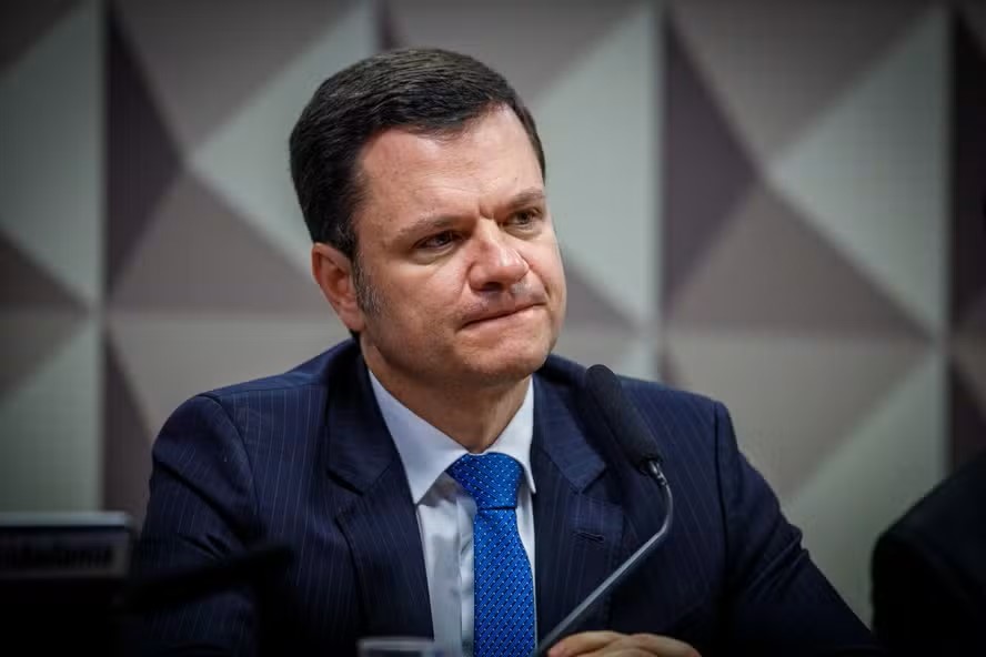 Quebra de sigilo mostra que ex-ministro Anderson Torres não ligou