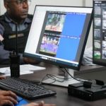 Reconhecimento facial identifica e leva à prisão foragido durante o