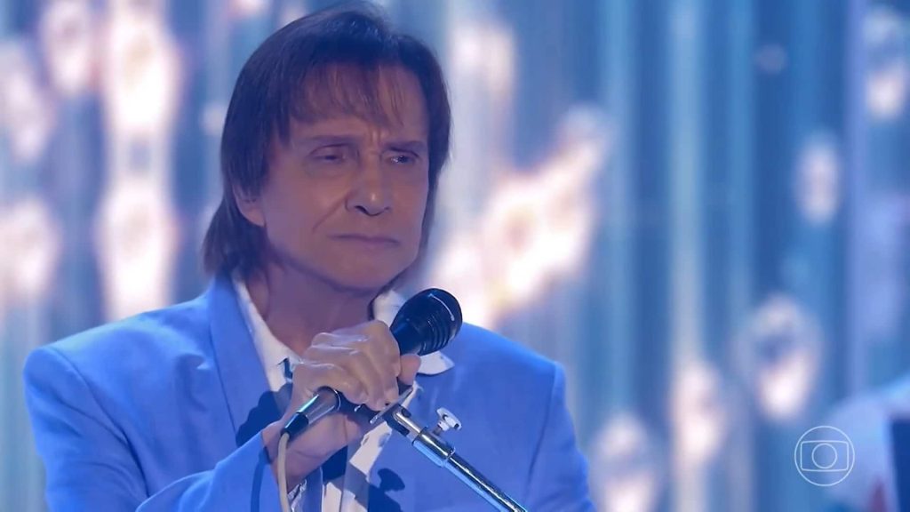 Roberto Carlos vence chefão da Globo em disputa e decide