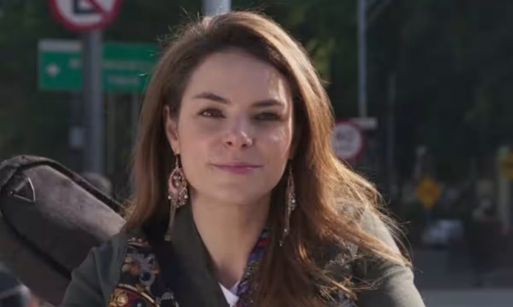 SBT cancela Eternamente Apaixonados e escala Dani Brandi para salvar