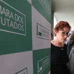 STF julga recurso de Carla Zambelli após fuga e pode