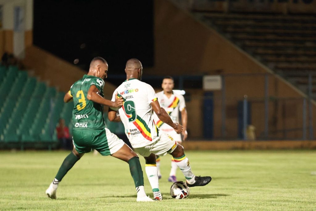 Sampaio arranca empate com Altos-PI e permanece no 4º lugar