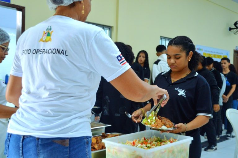 Seduc oferece alimentação escolar para mais de 320 mil estudantes