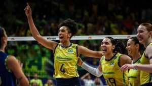 Seleção feminina de vôlei vence o Canadá por 3 sets