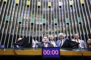 Senado aprova projeto que aumenta número de deputados federais