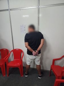 Sistema de reconhecimento facial identifica três foragidos da Justiça durante