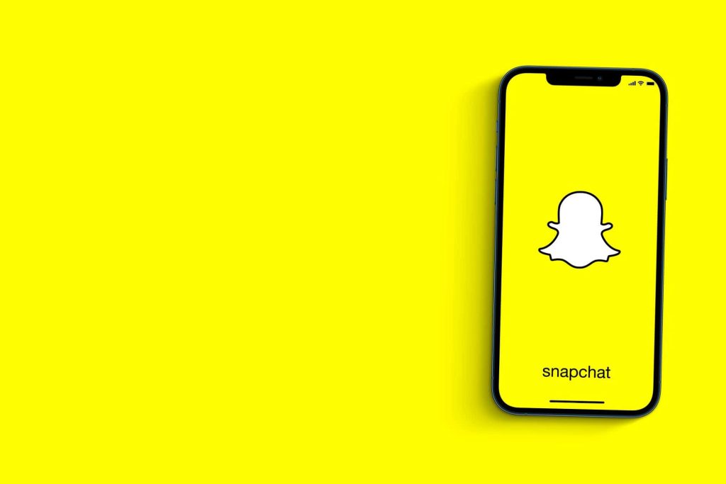 Snap lançará óculos de realidade aumentada ao público em 2026