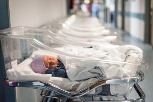 Todos os bebês na Inglaterra farão teste de DNA. Eis