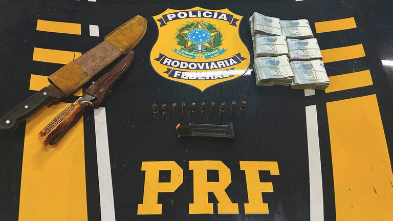 Trio é preso com dinheiro, armas e munições na BR-226,