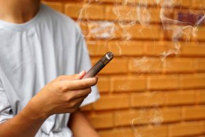 Vape no Brasil: um em cada nove adolescentes é usuário
