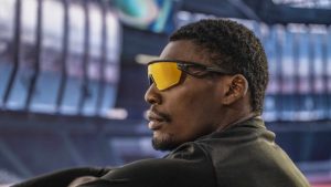 Vem aí? Meta pode lançar óculos inteligente com Oakley nesta