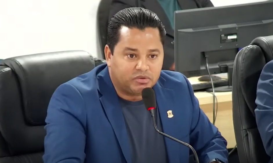 Vereador de Imperatriz acusa secretários de “pré-campanha” e critica tratamento