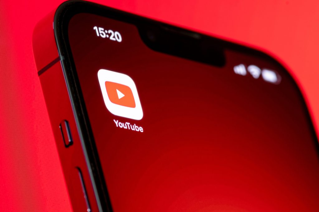 YouTube encerra suporte em iPhones e iPads antigos; saiba se