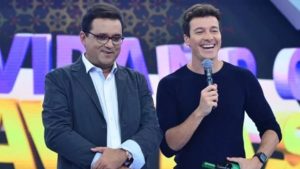 entenda a grande briga que ocorria na Record