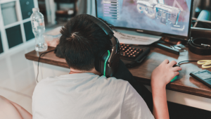4 coisas sobre monitores curvos que ninguém te conta antes