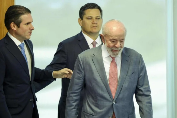 51% dos deputados avaliam de forma negativa relação do governo