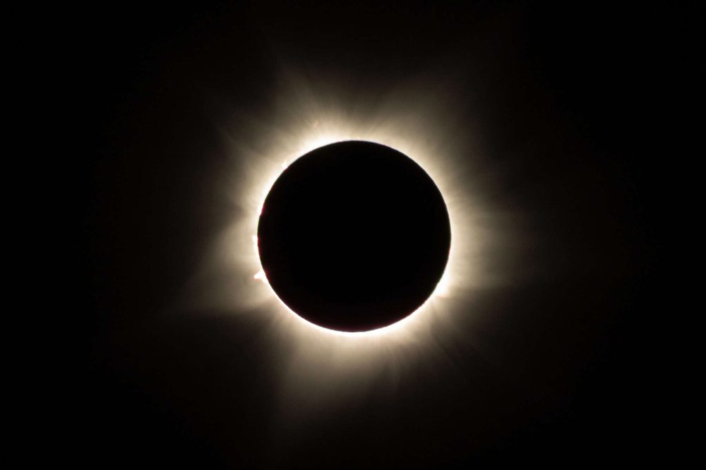 A Terra vai ficar escura por 6 minutos em agosto?