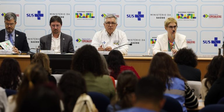Agora Tem Especialistas lança edital nesta sexta com 1.778 vagas