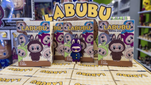 Além da Labubu: veja bonecos colecionáveis que são febre na