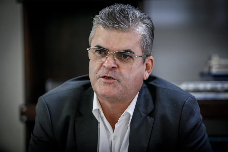 Após exoneração, Washington Reis diz que pode ser candidato a