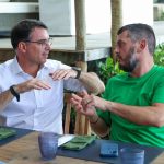 Após exoneração de Washington Reis, Bacellar e Flávio Bolsonaro se
