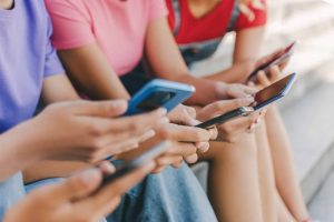 Assistir vídeos em velocidade acelerada afeta sua memória