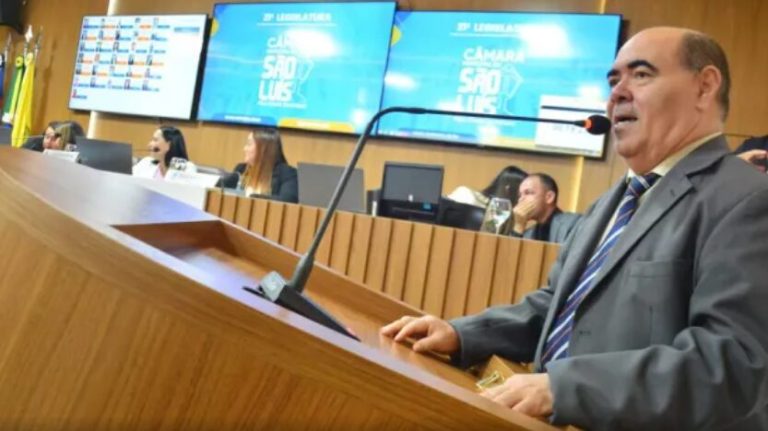 Astro de Ogum apresenta relatório de atividades da CCJ no