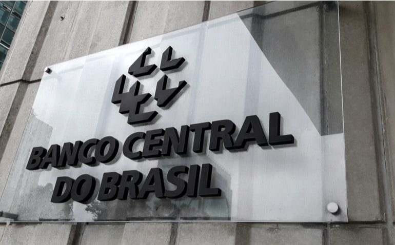 Ataque hacker desvia, pelo menos, R$ 800 milhões de contas