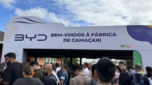 BYD inicia produção no Brasil