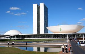 Bancada do Agro critica tarifa de Trump e cobra resposta