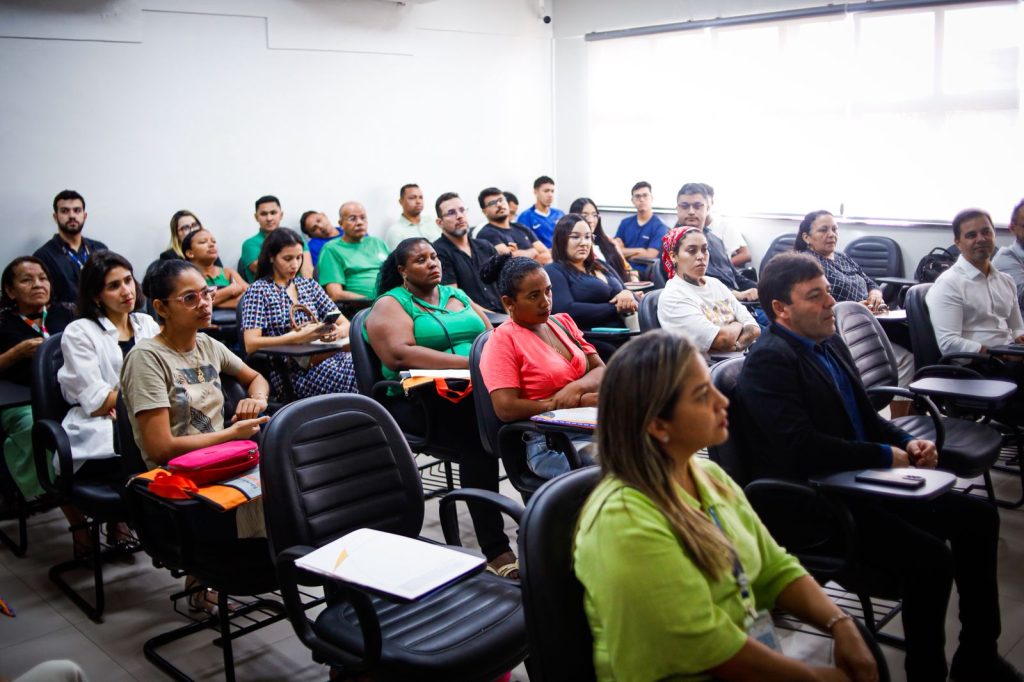 Beneficiários do programa Maranhão Livre da Fome participam da aula