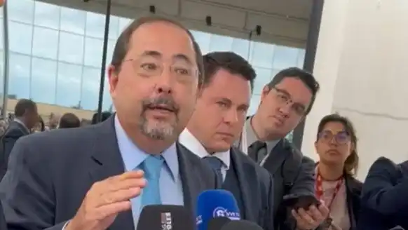 Bolsonaro nega violar regras do STF e pede esclarecimento a