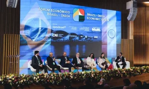 Brasil e Índia discutem ampliação de parcerias durante Fórum Econômico